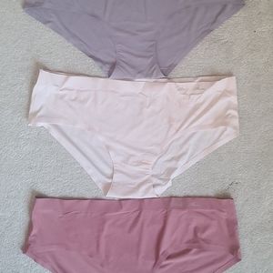 Marilyn Monroe Intimates Women's Seamless Hipster Panties Size L